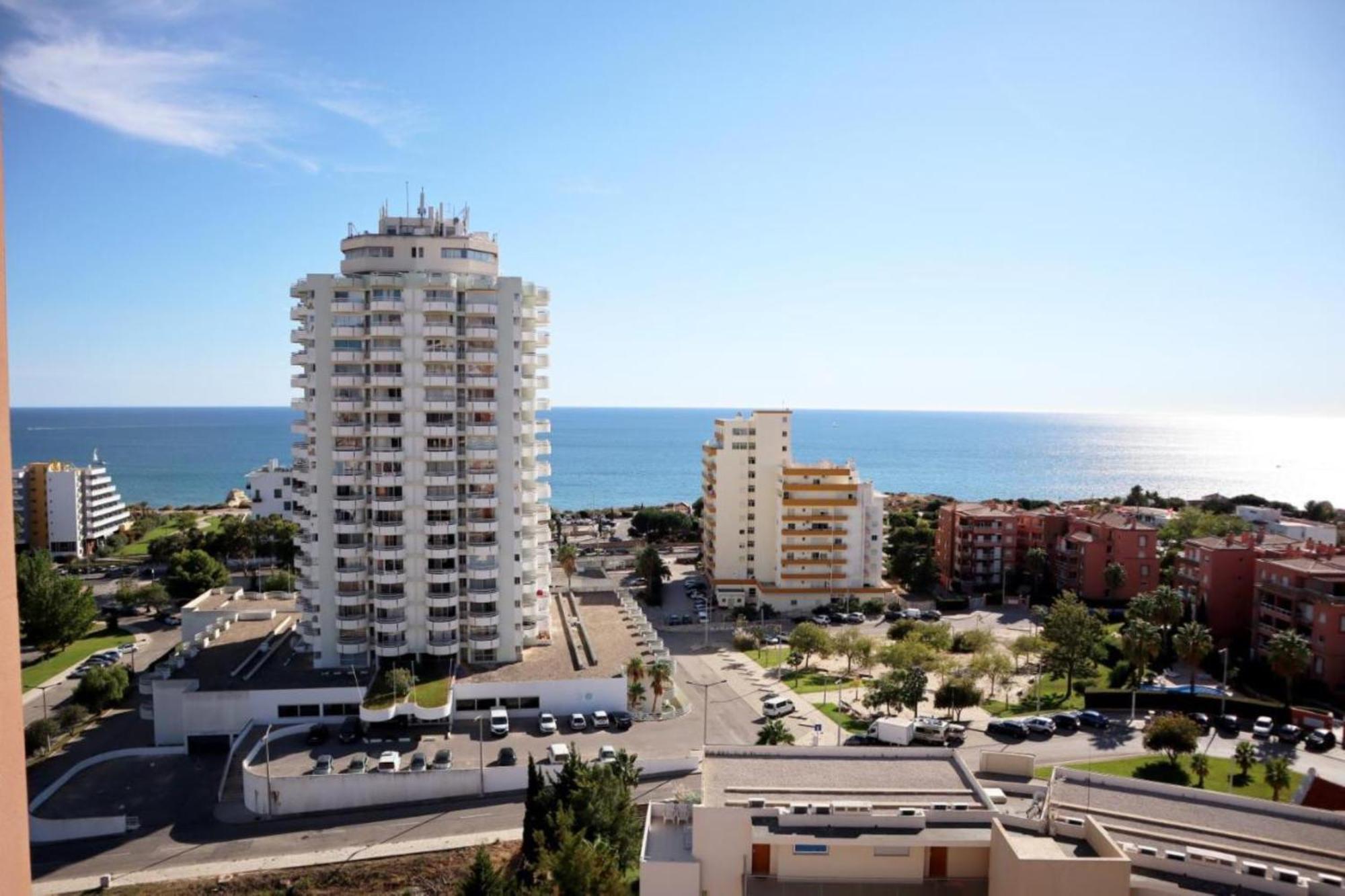 Amazing Green Tower 3 Castle Flat With Balcony Portimão Exteriör bild